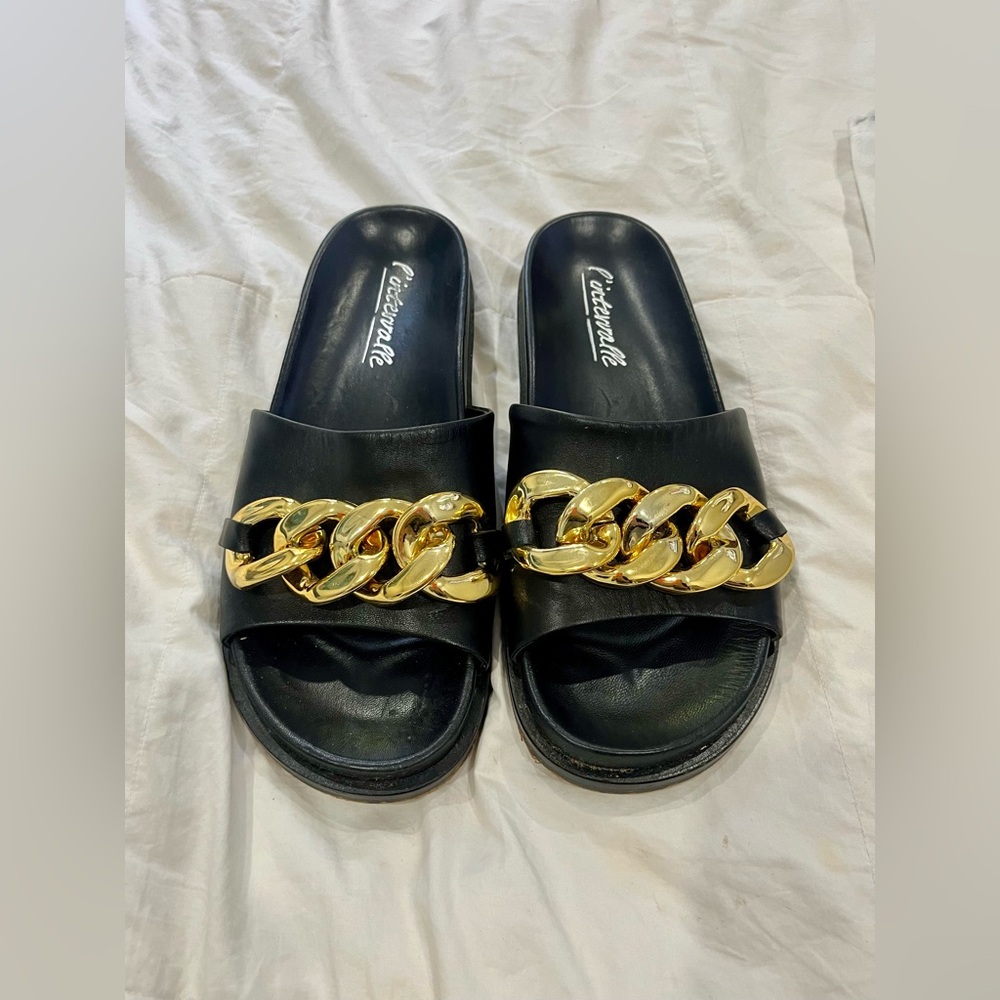 L’intervalle Slides 🖤💛